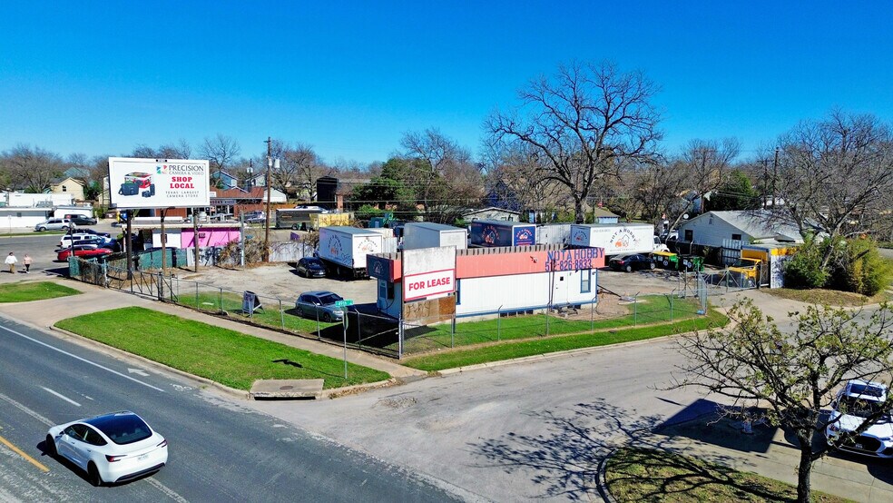 More Photos Of 4901 Airport Blvd, Austin Land For Sale