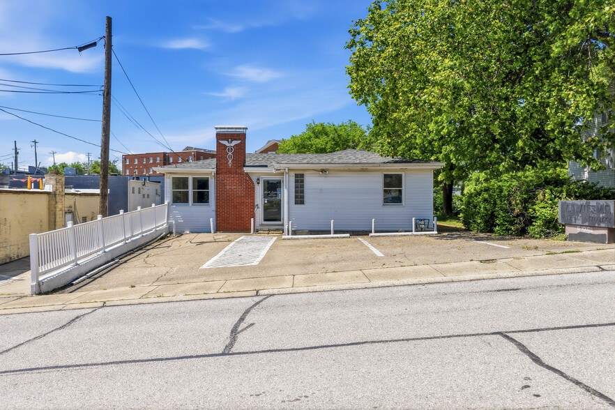 More Photos Of 10 Youell St, Florence Medical For Sale