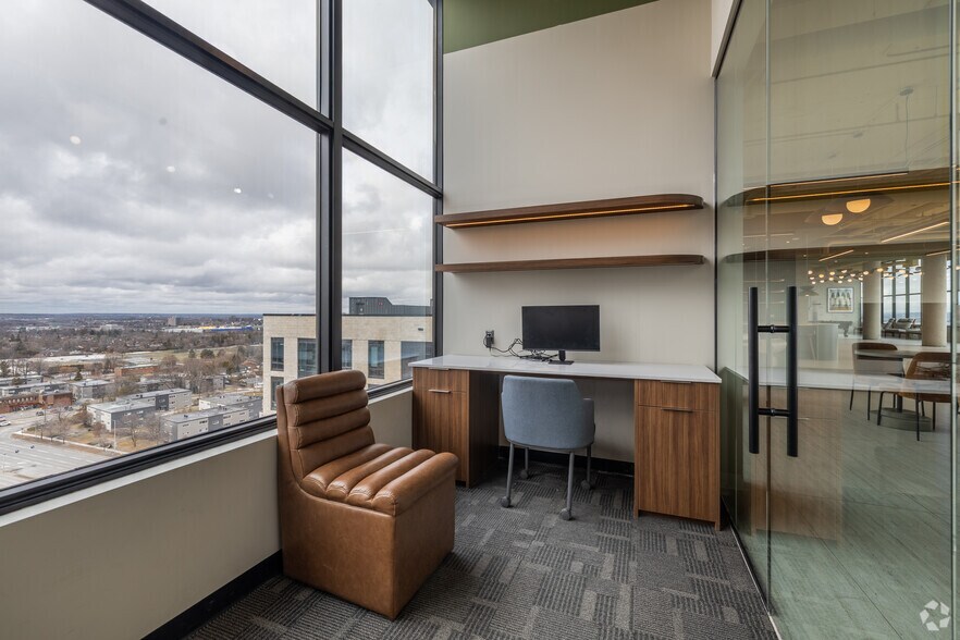 More Photos Of 2140 Baseline, Ottawa Apartments For Lease