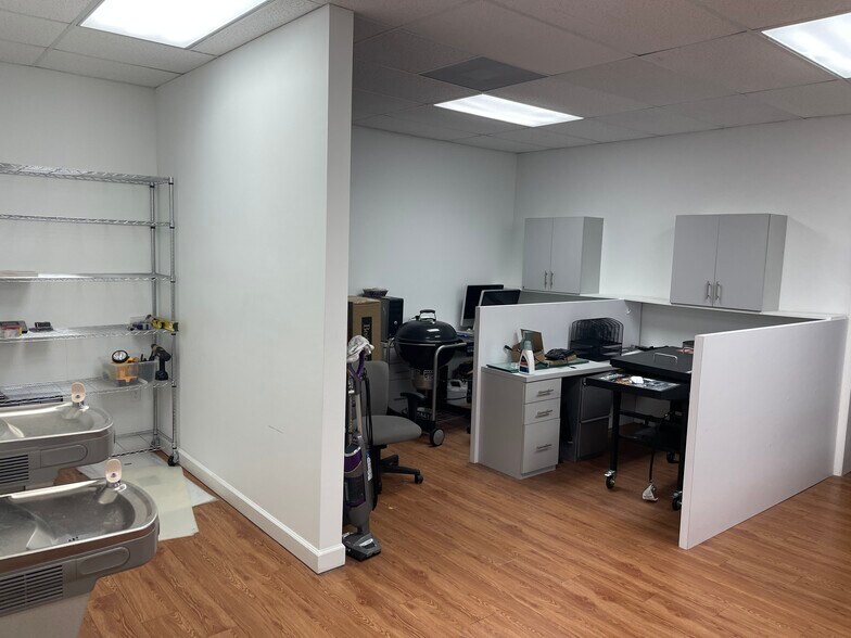 More Photos Of 4710-4876 N Hiatus Rd, Sunrise Office For Lease