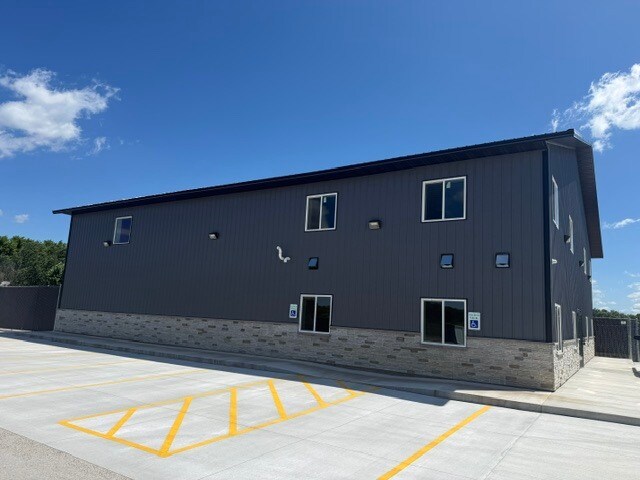 More Photos Of 16651 Polk St NE, Ham Lake Warehouse For Sale
