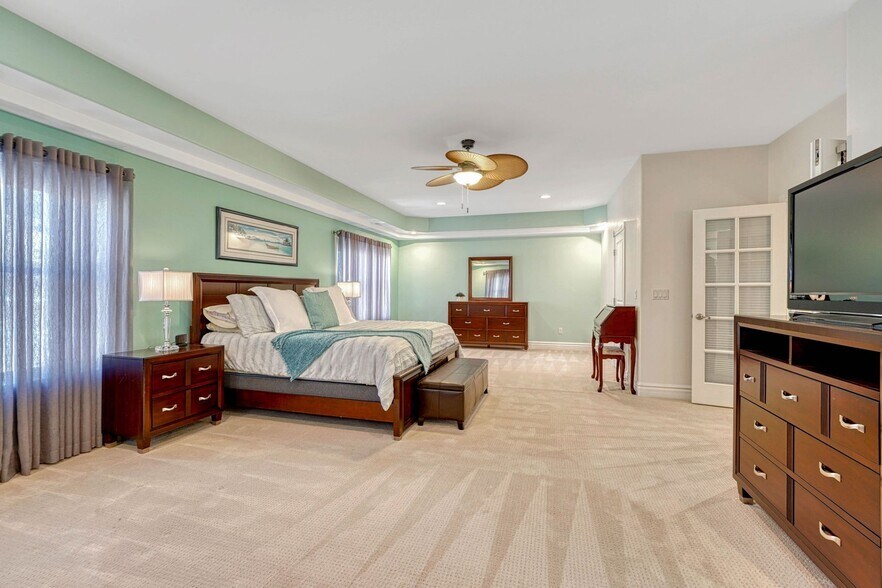 More Photos Of 2532 W Colorado Ave, Colorado Springs Storefront Retail Office For Sale