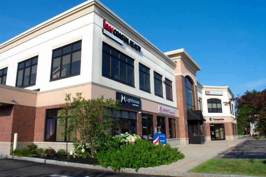More Photos Of 750 Lafayette Rd, Portsmouth Office For Sale