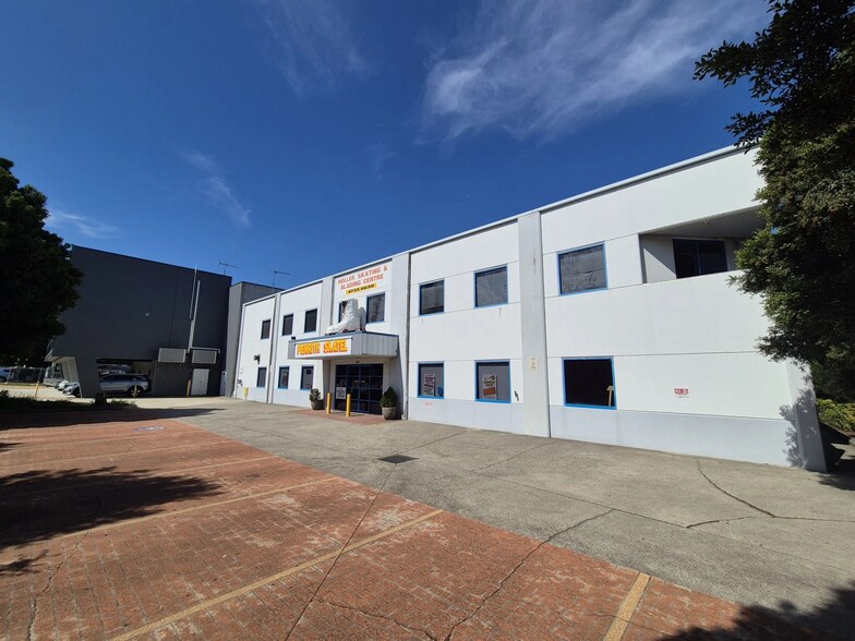 More Photos Of 120 Russell Street, Emu Plains Warehouse For Lease