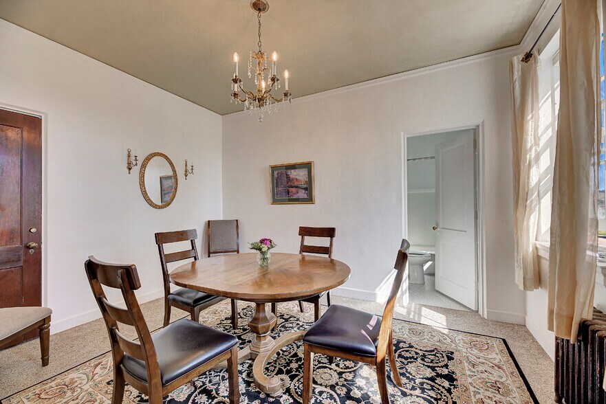 More Photos Of 2245 Head Ln, Helena Hotel For Sale