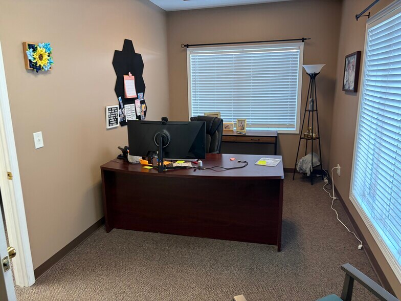 More Photos Of 2518 N Mount Juliet Rd, Mount Juliet Office For Lease