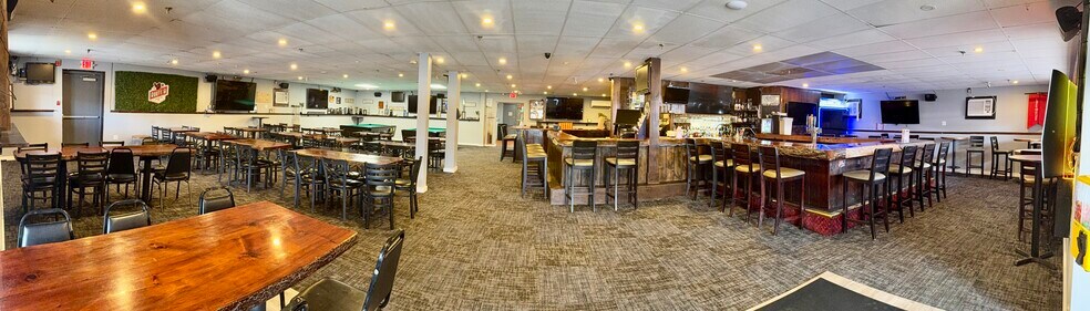 More Photos Of 1186 Worcester Rd, Framingham Hotel For Sale