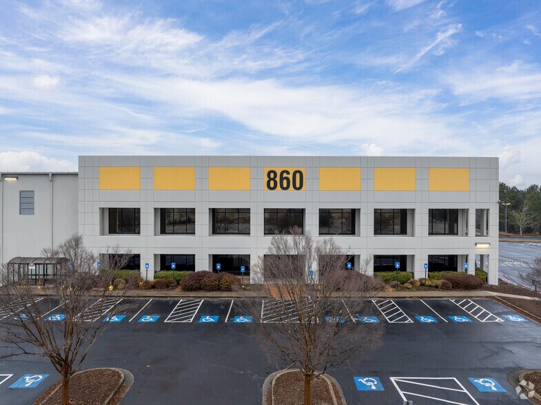 More Photos Of 860 John B Brooks Rd, Pendergrass Distribution For Lease