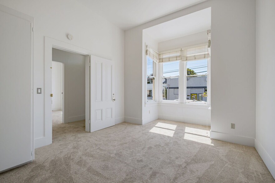 More Photos Of 120 Maple St, Santa Cruz Specialty For Sale