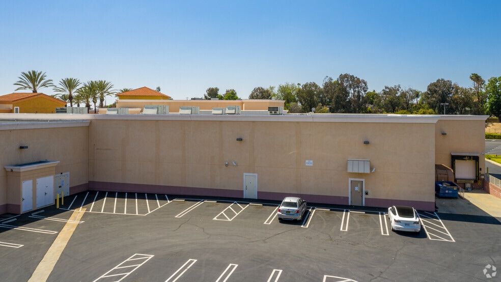 More Photos Of 2315-2595 E Imperial Hwy, Brea Unknown For Lease