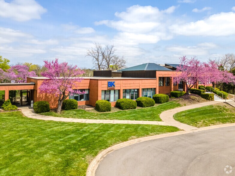 Primary Photo Of 1440 Wakarusa Dr, Lawrence Office For Lease