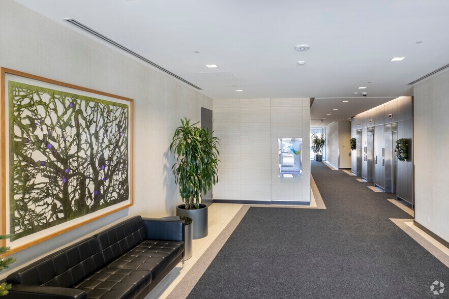 More Photos Of 6985 Financial Dr, Mississauga Office For Lease