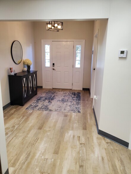 More Photos Of 7577 Alexandria Pike, Alexandria General Retail For Lease