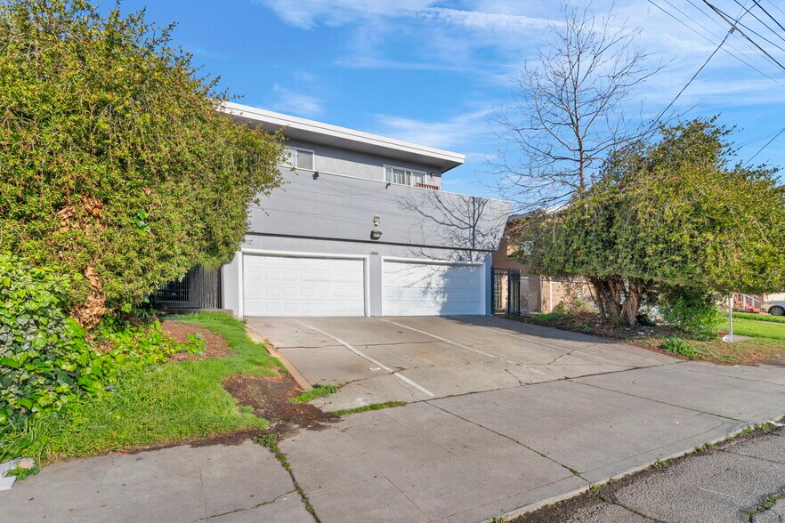 More Photos Of 2261 48 Ave, Oakland Apartments For Sale