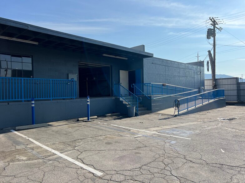 More Photos Of 315 S Flower St, Burbank Warehouse For Lease