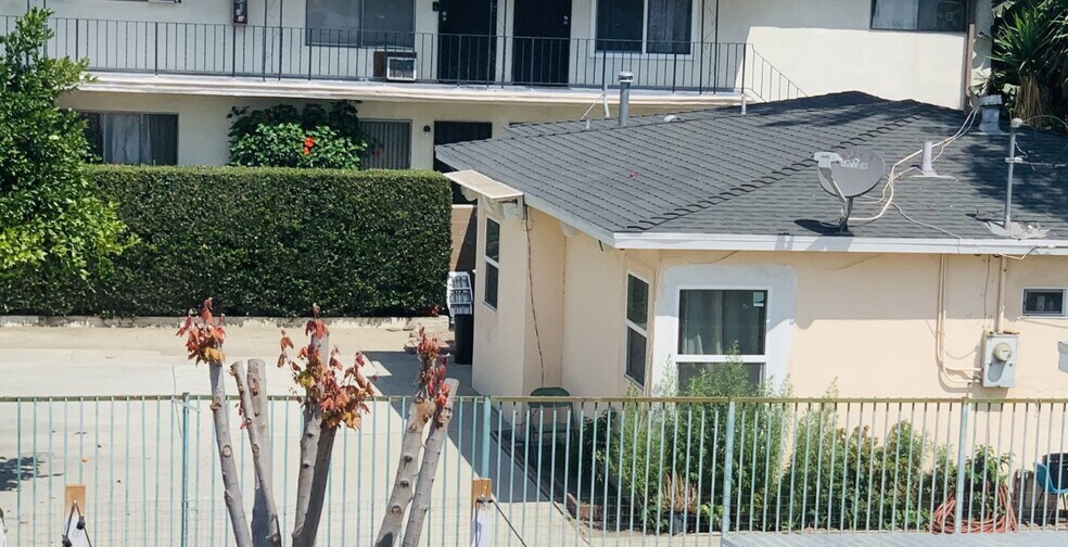 More Photos Of 2357 Durfee Ave, El Monte Storefront Retail Residential For Sale