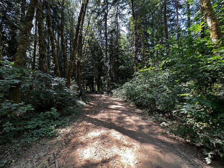 More Photos Of 747 Atlas Rd, Vader Warehouse For Sale