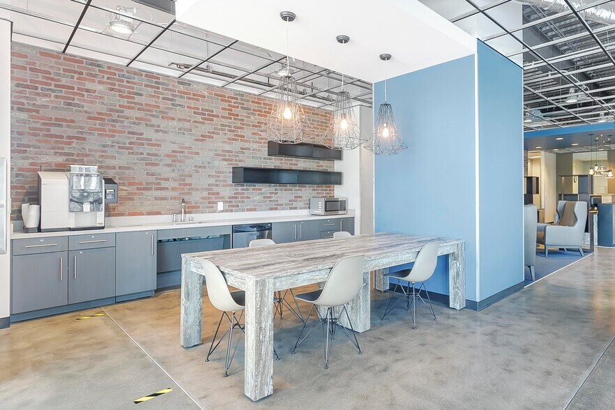 More Photos Of 7460 Warren Pky, Frisco Coworking Space