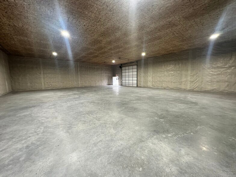 More Photos Of 2549 Cottontail rd, Bozeman Warehouse For Lease