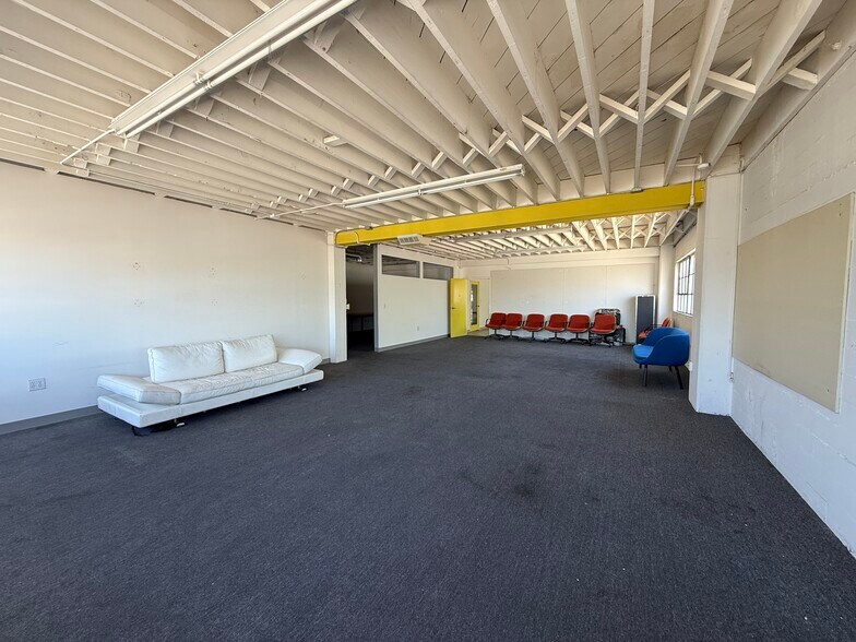 More Photos Of 865 Isabella St, Oakland Warehouse For Sale