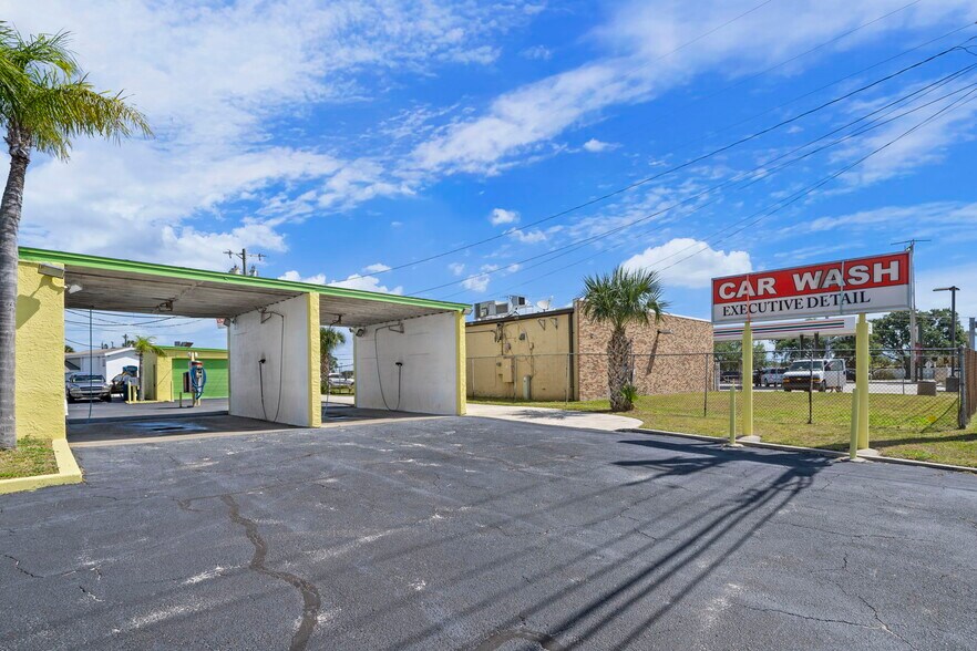 More Photos Of 100 Lucas Rd, Merritt Island Carwash For Sale