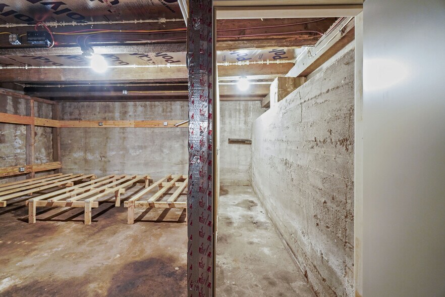 More Photos Of 72 PARKER St, Woonsocket General Retail For Sale