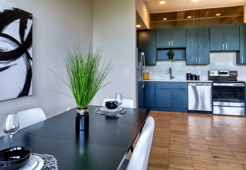 More Photos Of 1100 Richmond Hwy, Richmond Apartments For Sale