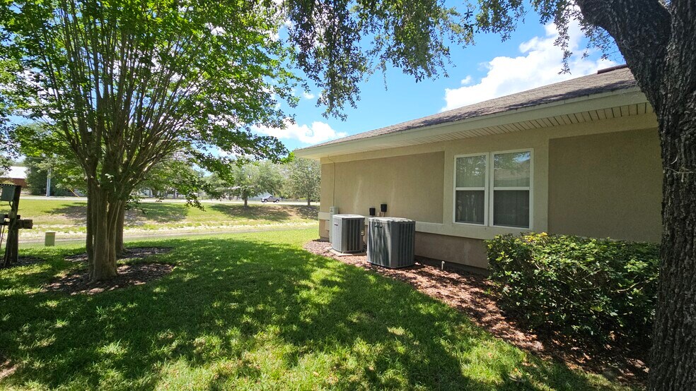 More Photos Of 91 Branscomb Rd, Green Cove Springs Office For Sale