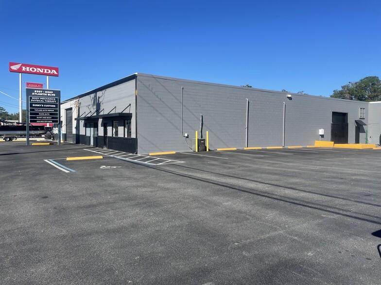 Primary Photo Of 8307-8309 Atlantic Blvd, Jacksonville Showroom For Lease