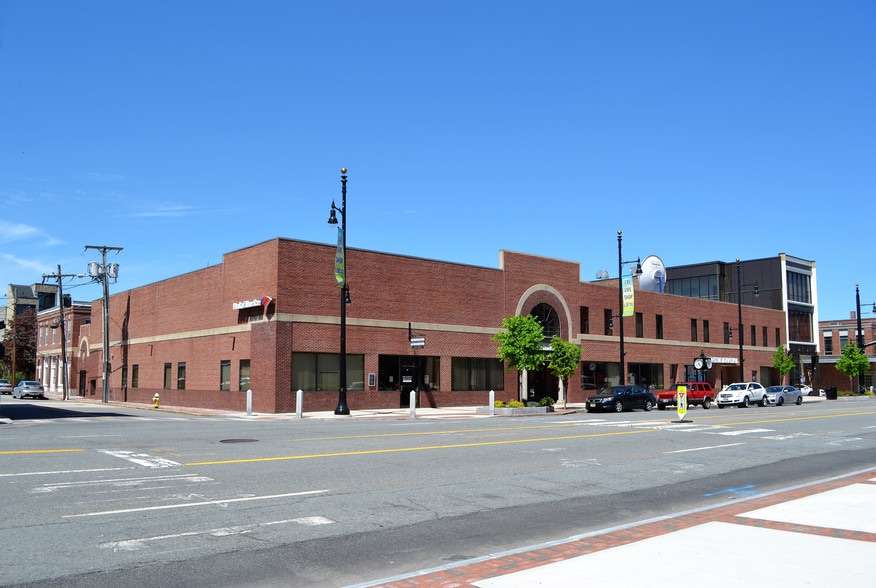 More Photos Of 143-157 Main St, Nashua Office For Lease