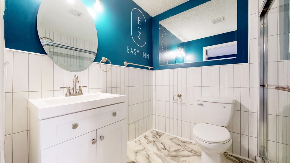 More Photos Of 930 White Horse Pike, Absecon Hotel For Sale