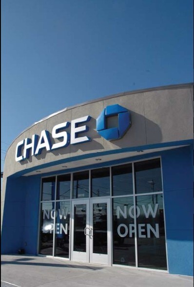 More Photos Of 1915 N Main St, Pearland Bank For Lease