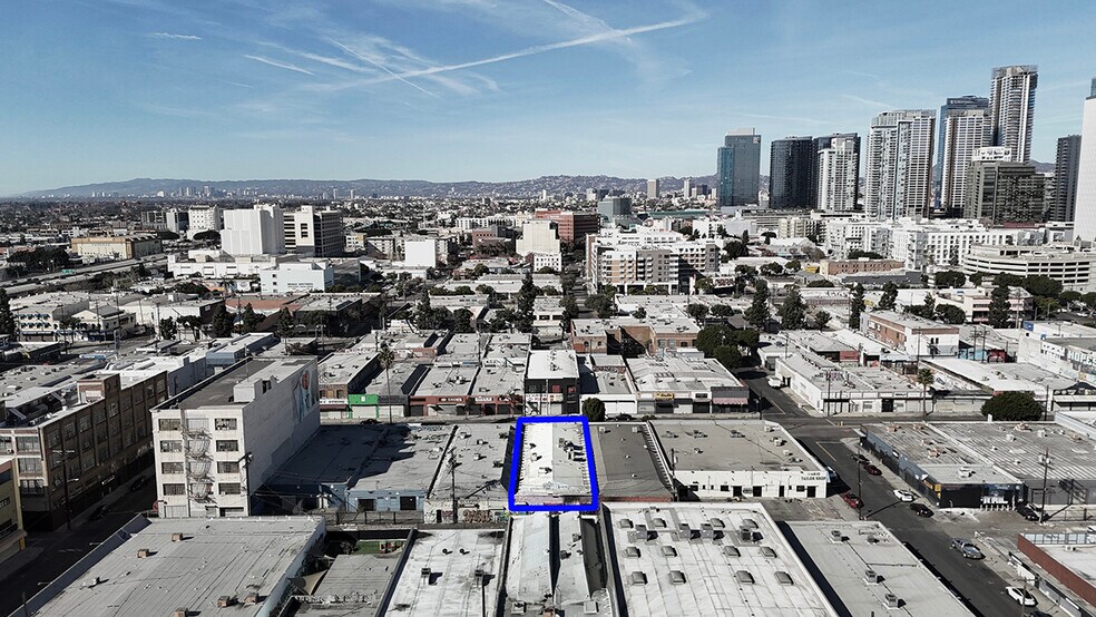 More Photos Of 1416 S Los Angeles St, Los Angeles Storefront For Sale