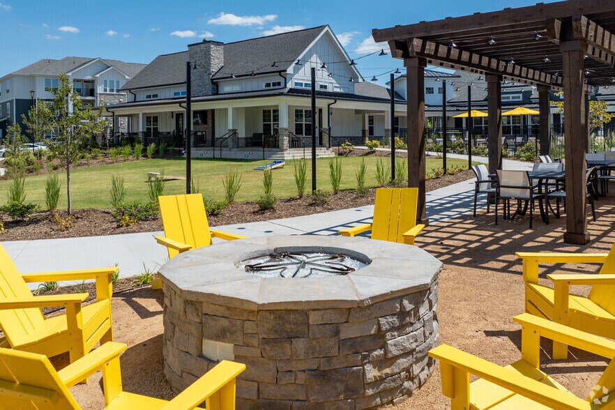 More Photos Of 400 Alex Ridge Dr, Fuquay Varina Apartments For Lease
