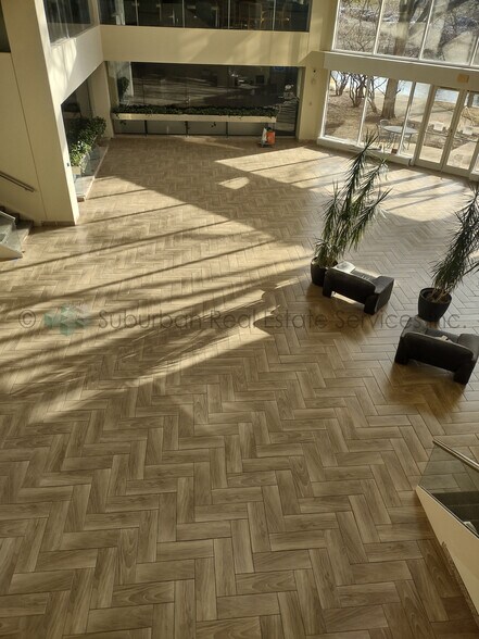 More Photos Of 1717 Park St, Naperville Office For Lease