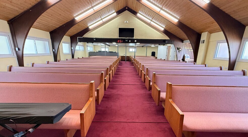 More Photos Of 12323 Bluhill Rd, Silver Spring Religious Facility For Sale