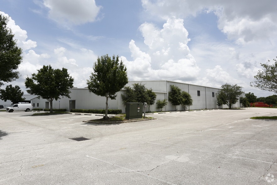 Primary Photo Of 155 Dyson Rd, Haines City Manufacturing For Sale