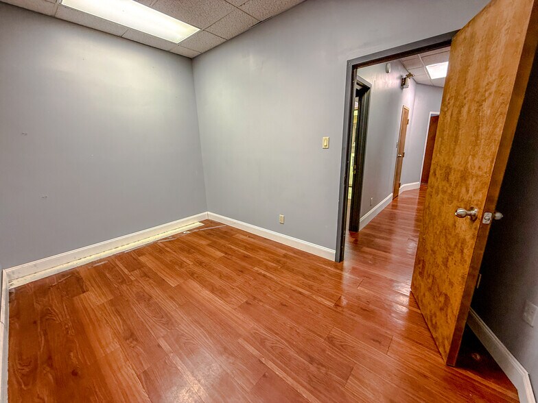More Photos Of 22335 Exploration Dr, Lexington Park Office For Sale