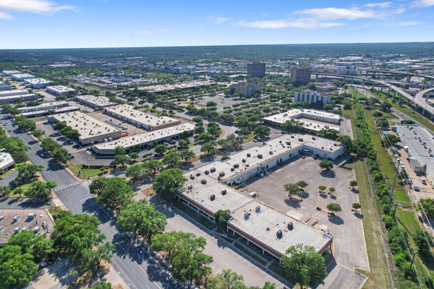 More Photos Of 4150 Freidrich Ln, Austin Unknown For Lease