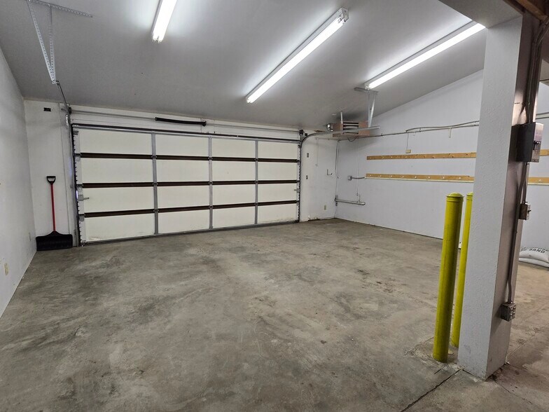 More Photos Of 2702 N Perry St, Spokane Office Residential For Lease