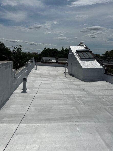 More Photos Of 96 Cypress Ct, Brooklyn Apartments For Sale