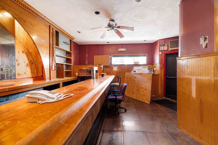 More Photos Of 142 Cross St, Somerville Restaurant For Sale