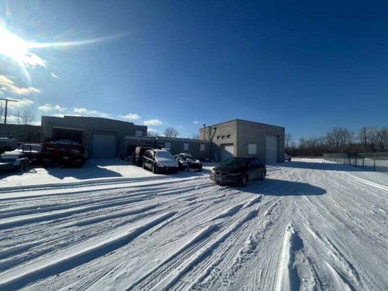 More Photos Of 6149 Cleveland St, Merrillville Industrial For Sale
