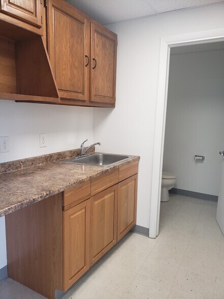 More Photos Of 5851 Nor Bath Blvd, Bath Bank For Lease