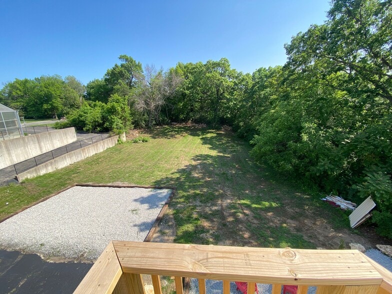 More Photos Of 8705 E 63rd Trafficway, Kansas City Apartments For Sale