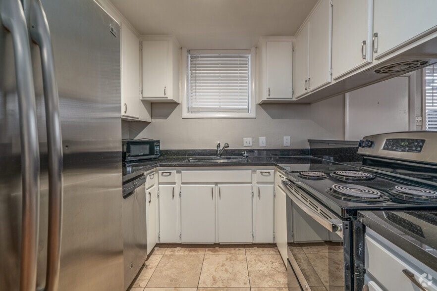 More Photos Of 5123 Del Monte Dr, Houston Apartments For Sale