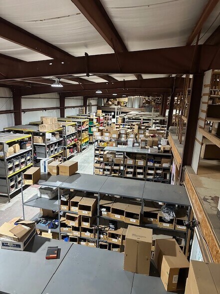 More Photos Of 16 Beaver Brook Rd, Danbury Warehouse For Sale