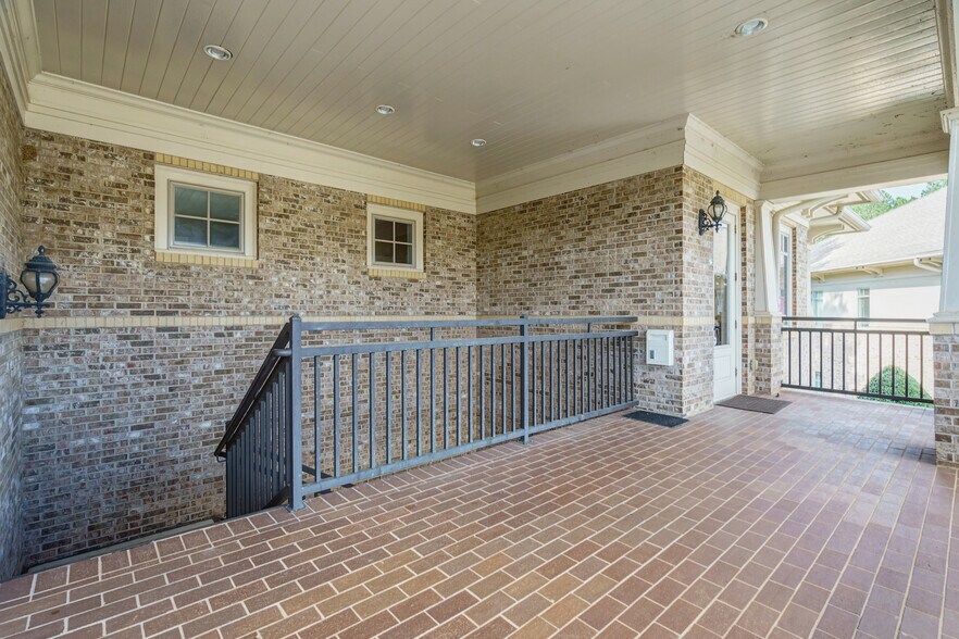 More Photos Of 112 Harmony Crossing, Eatonton Medical For Lease