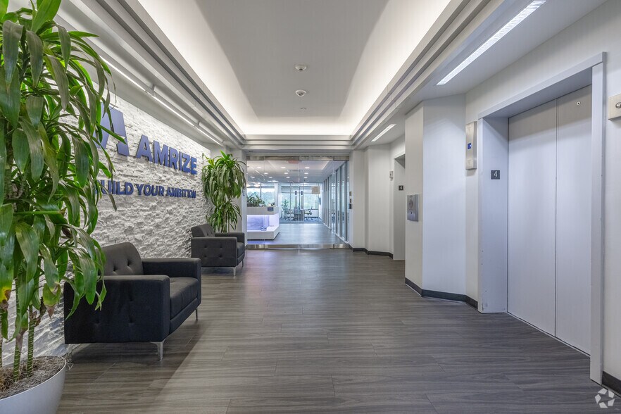 More Photos Of 6401 Golden Triangle Dr, Greenbelt Office For Lease