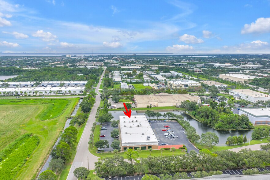 More Photos Of 1780 102nd Ave N, Saint Petersburg Light Distribution For Lease